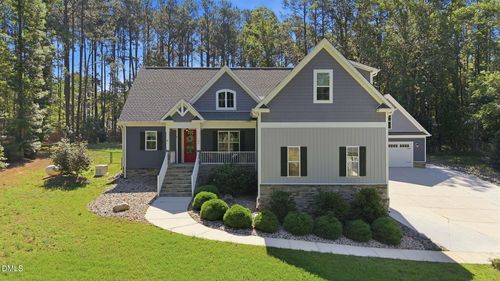 142 Mohawk Dr, Louisburg, NC, 27549 | Card Image