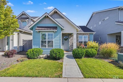 10156 Davies St, Nampa, ID, 83687-8277 | Card Image
