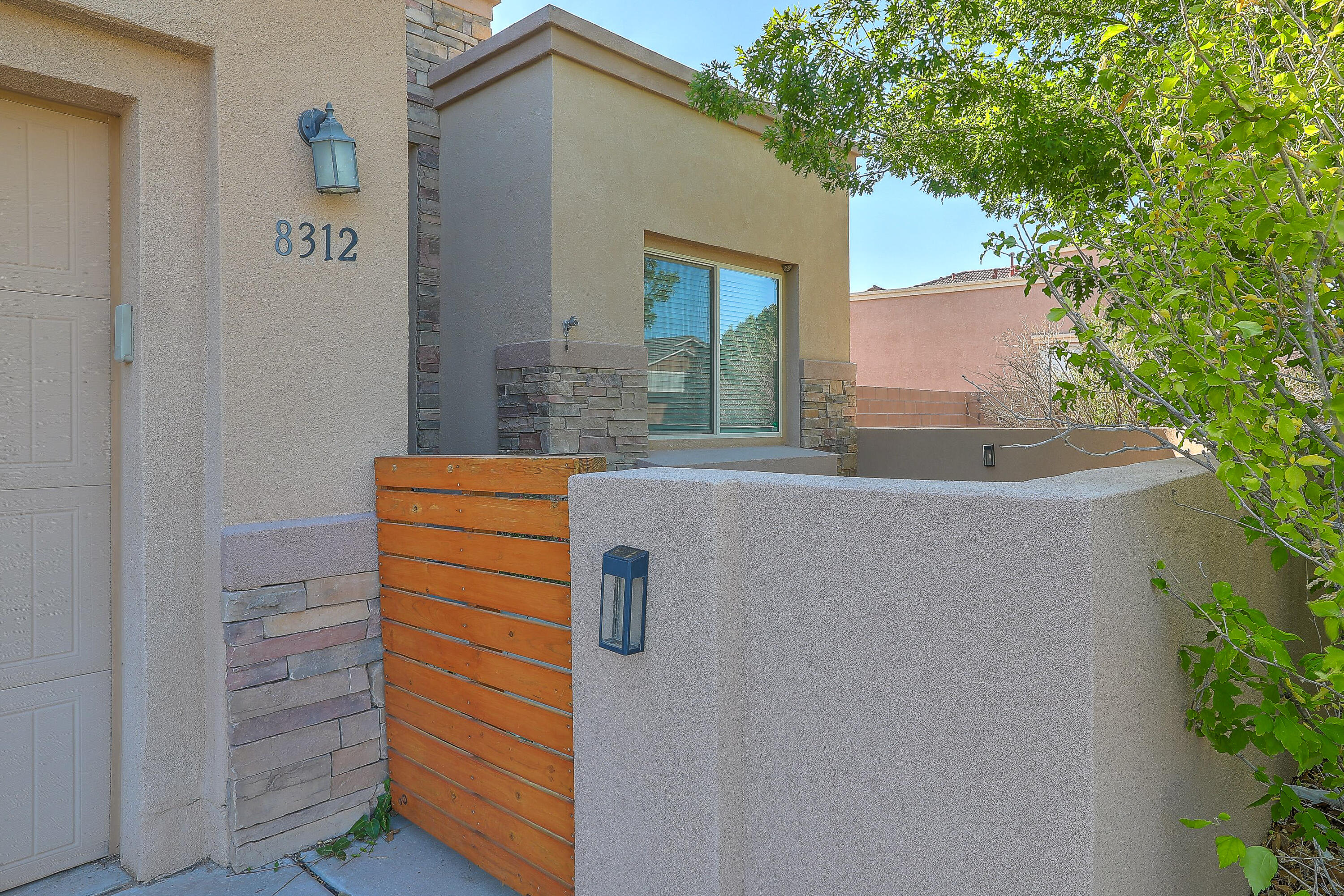 Hawk Eye Rd, Albuquerque, NM 87120