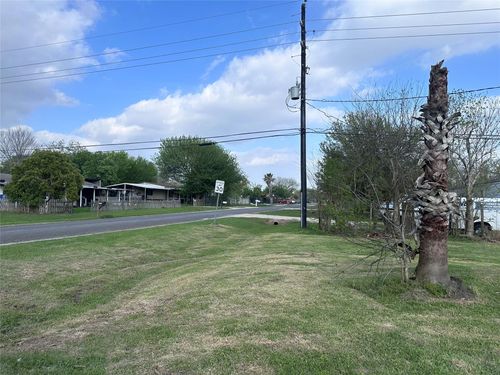 2118 Land Breeze St, Baytown, TX, 77523-9563 | Card Image