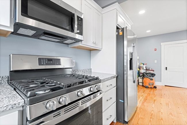 5 Acorn St, House other with 3 bedrooms, 2 bathrooms and 3 parking in Lynn MA | Image 21