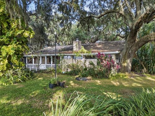 15222 Lost Lake Ln, LITHIA, FL, 33547-1218 | Card Image