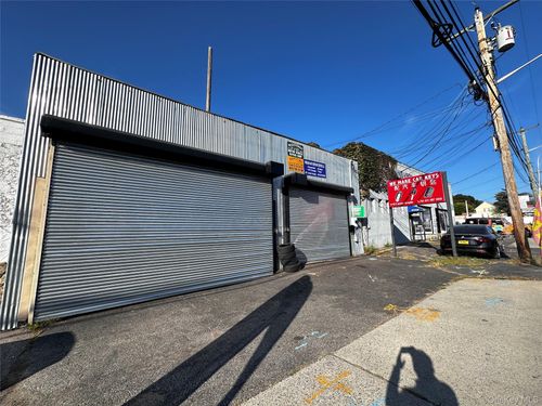 95 E Jericho Tpke, Huntington Station, NY, 11746-7329 | Card Image