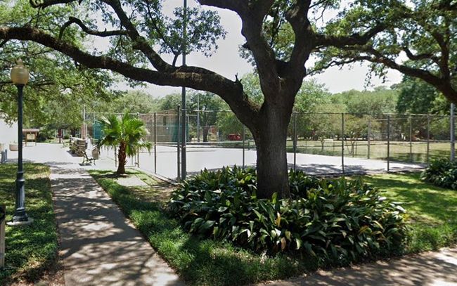 the tennis courts & community center at Cherryhurst Park | Image 15