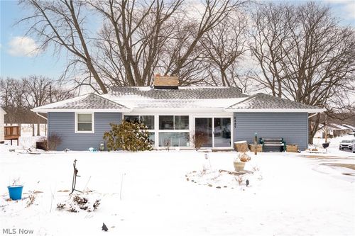 6445 Lake Ave, Elyria, OH, 44035-1154 | Card Image