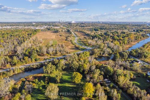 294 Lyons Creek Rd, Niagara Falls, ON, L2G | Card Image