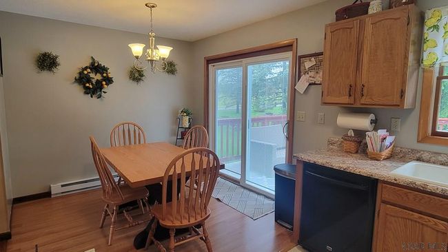 880 Lansberry Ct, House other with 3 bedrooms, 1 bathrooms and 1 parking in Somerset PA | Image 11