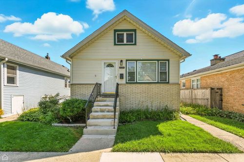 1024 Ferdinand Ave, Forest Park, IL, 60130-2204 | Card Image
