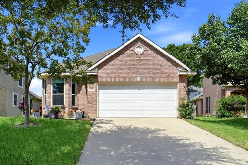 6951 Chaco Trl, Fort Worth, TX, 76137-6363 | Card Image
