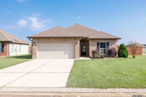 20463 Lullabye Ln, Hammond, LA, 70401-4104 | Card Image