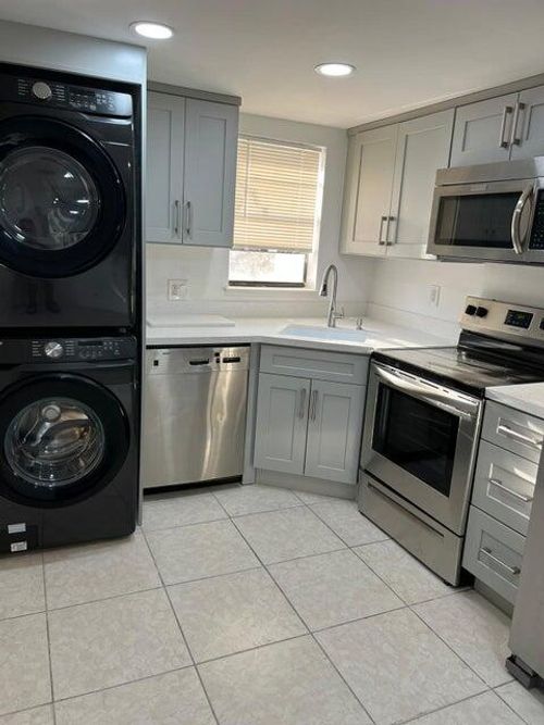 7-3-3751 Nw 115th Way, Coral Springs, FL, 33065-2654 | Card Image