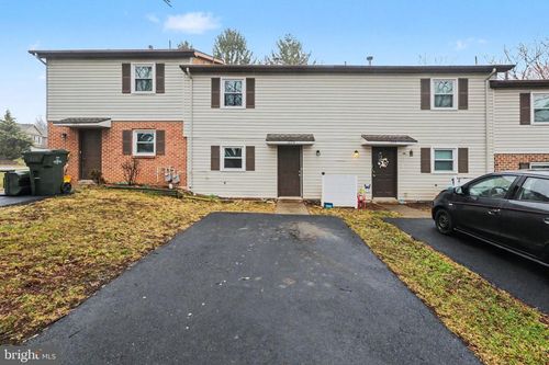 1725 English Dr, MECHANICSBURG, PA, 17055-5612 | Card Image