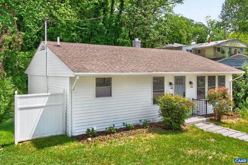 102 N Baker St, CHARLOTTESVILLE, VA, 22903-3710 | Card Image