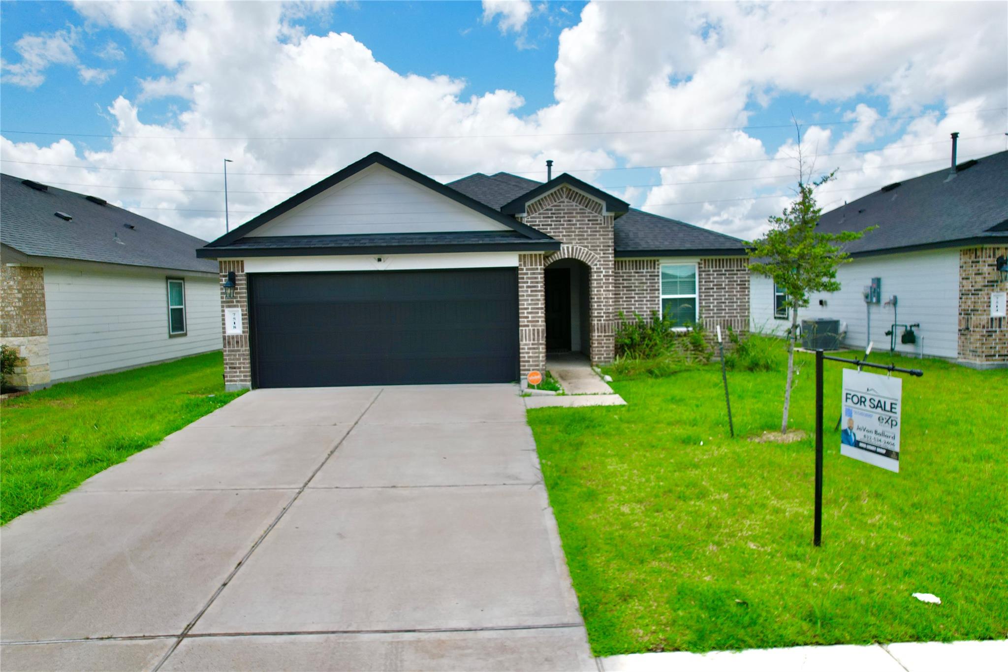 Residential in Rosharon