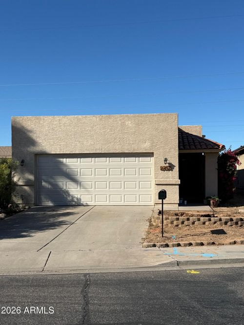 6450 E Colby St, Mesa, AZ, 85205-7616 | Card Image