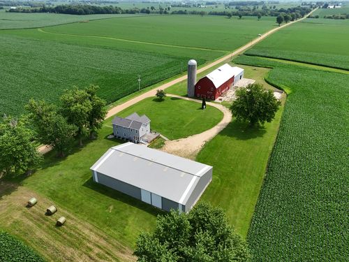 312 E Buckeye Rd, DAKOTA, IL, 61018-9653 | Card Image