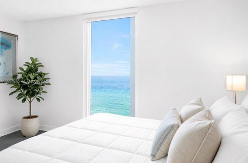 7p-4001 S Ocean Dr, Hollywood, FL, 33019-3019 | Card Image