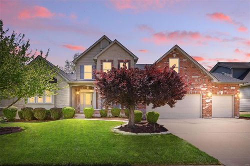 304 Magnolia Valley Dr, O Fallon, MO, 63366-7686 | Card Image