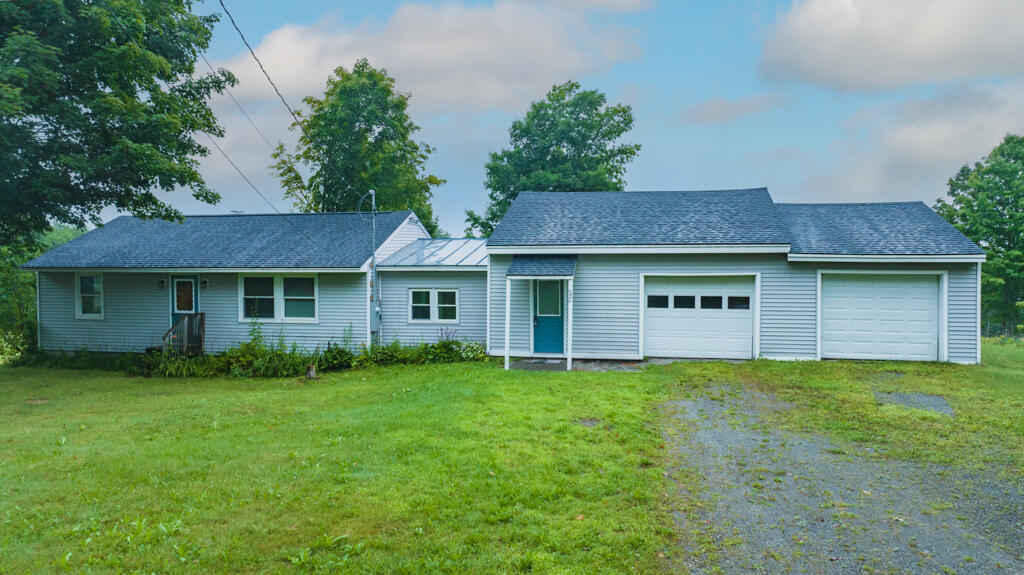 Thurston Hill Rd, Madison, ME 04950