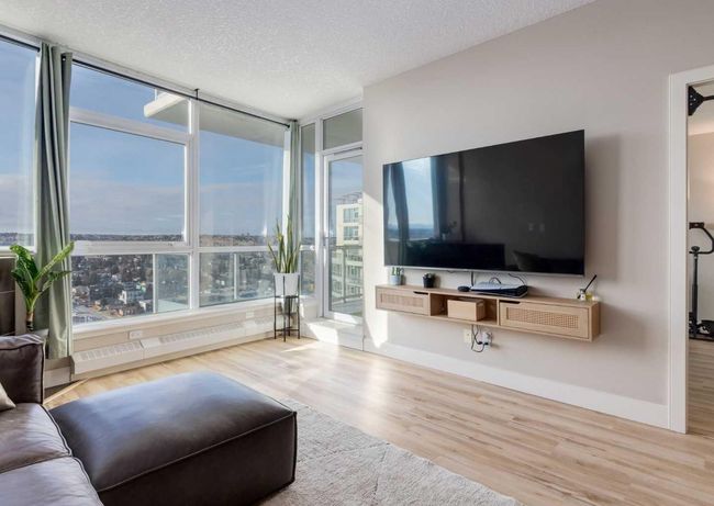 2105 - 77 Spruce Pl Sw, Condo with 2 bedrooms, 2 bathrooms and 1 parking in Calgary AB | Image 12