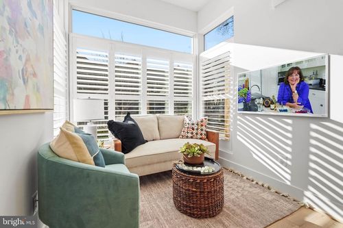 e-1235 W St Nw, WASHINGTON, DC, 20009-4460 | Card Image