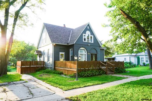 571 N 3rd St, Tecumseh, NE, 68450-2004 | Card Image