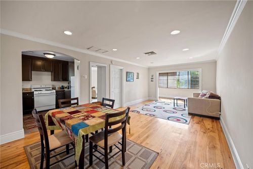 apt-19-14934 Dickens St, Sherman Oaks, CA, 91403-5908 | Card Image