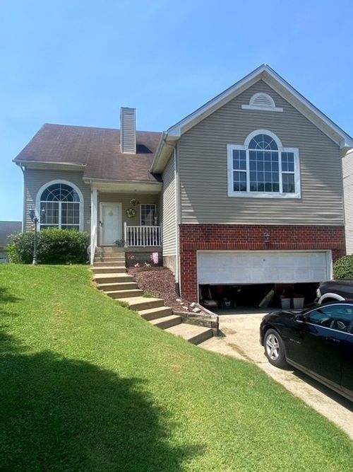 1014 Ridge Trl, Goodlettsville, TN, 37072-8978 | Card Image