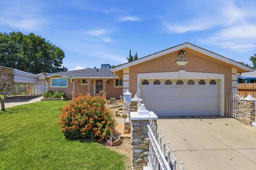 199 Dorman Ave, Yuba City, CA, 95991-5907 | Card Image