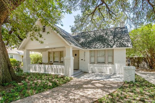 3216 Cockrell Ave, Fort Worth, TX, 76109-2254 | Card Image