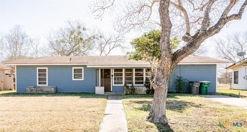 1705 Poplar Ave, Victoria, TX, 77901-4252 | Card Image