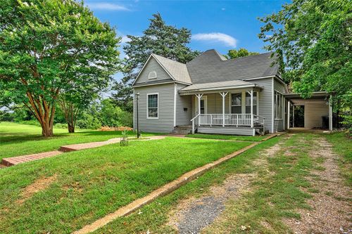 225 N Binkley St, Sherman, TX, 75092-7382 | Card Image