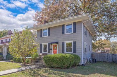 7200 Pennsylvania Avenue, House other with 3 bedrooms, 1 bathrooms and null parking in Kansas City MO | Image 2