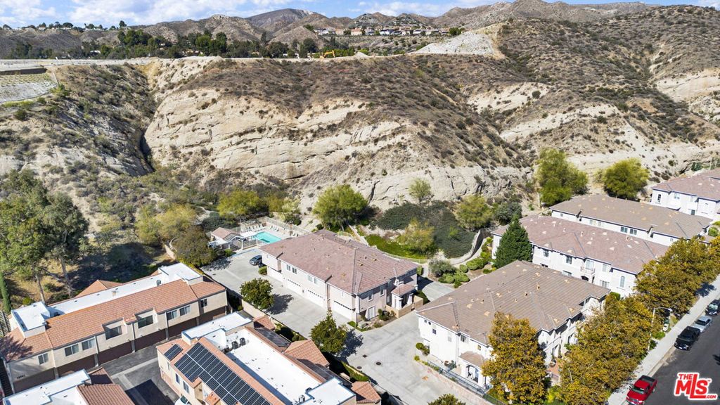 Residential in Canyon Country 4