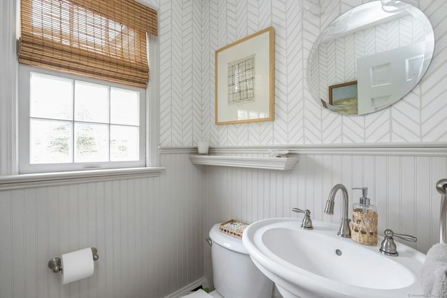 139 Highland Ave, House other with 4 bedrooms, 3 bathrooms and null parking in Norwalk CT | Image 16