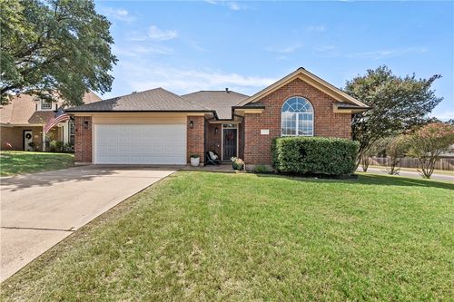 2800 Brandywine Cir, Bryan, TX, 77807-4825 | Card Image