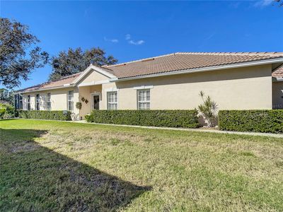 662 Back Nine Drive, House other with 3 bedrooms, 2 bathrooms and null parking in Venice FL | Image 2