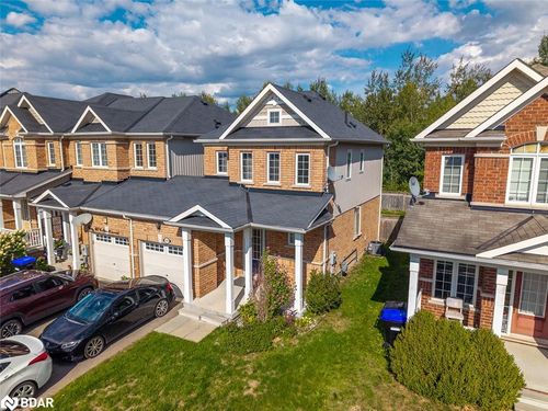 105 Collier Cres, Angus, ON, L0M1B5 | Card Image