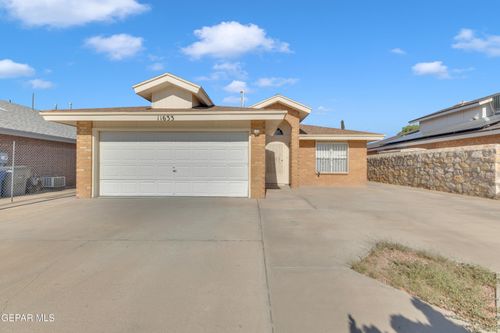 11633 Great Spirit Cir, El Paso, TX, 79936-2544 | Card Image
