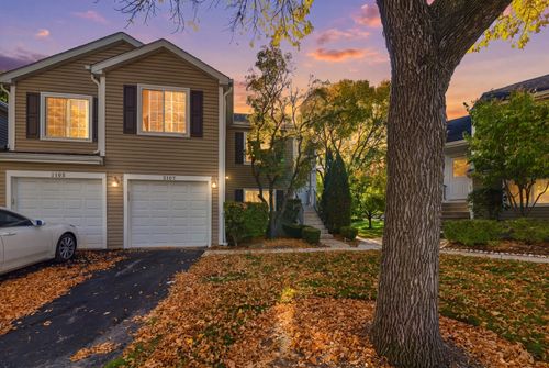 2107 Southwind Cir, Schaumburg, IL, 60194-4421 | Card Image