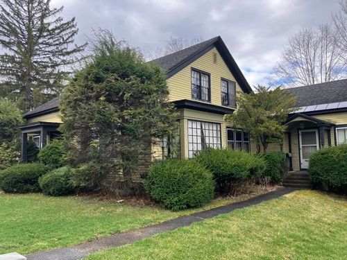 7 Franklin St, Brandon, VT, 05733-1111 | Card Image