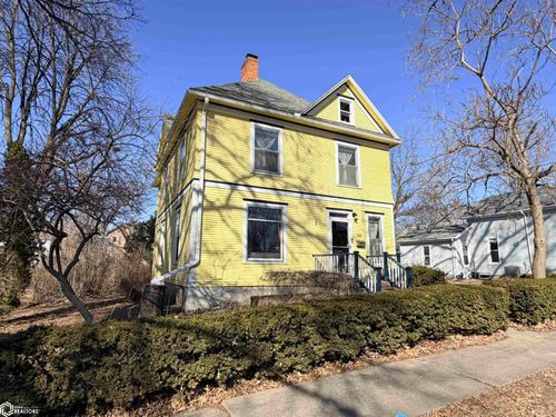 405 W Adams Ave, Fairfield, IA, 52556-3339 | Card Image