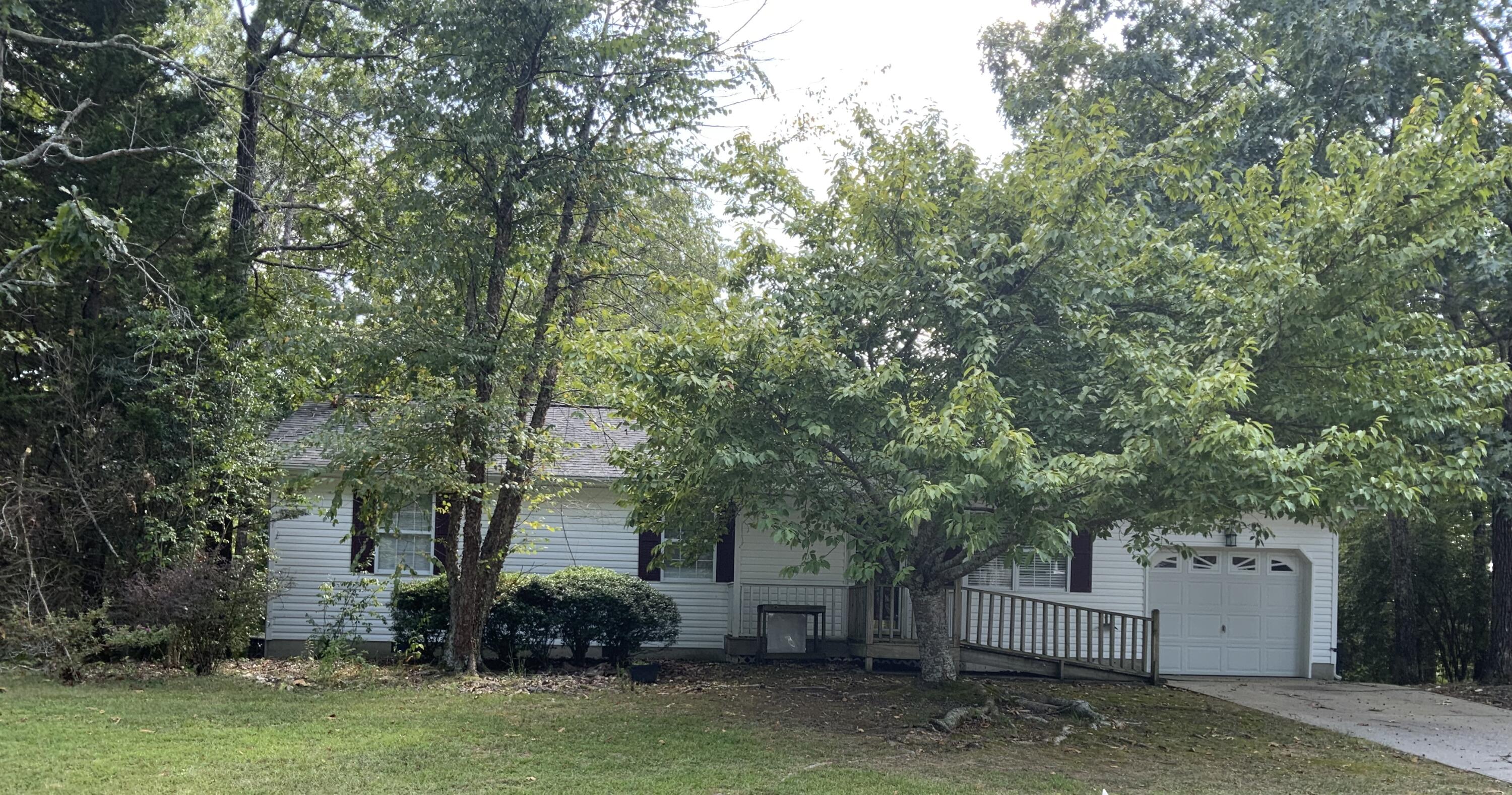 Mulberry Ln, Tunnel Hill, GA 30755
