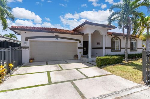 12382 Sw 213th Ter, Miami, FL, 33177-5942 | Card Image