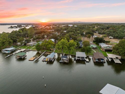 912 Hill Circle West Dr, Granite Shoals, TX, 78654-2433 | Card Image