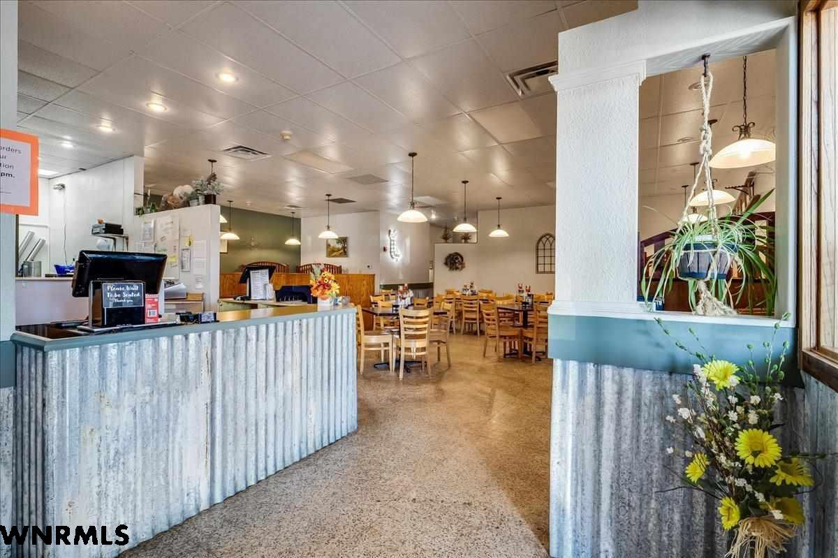 Commercial Sale in Kimball 3