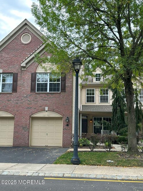 47 Poplar Ln, Holmdel, NJ, 07733-2785 | Card Image