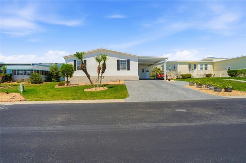 37613 Neukom Ave, ZEPHYRHILLS, FL, 33541-9304 | Card Image