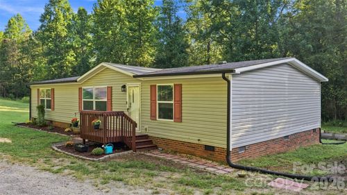 4782 29th Street Drive Ne, Hickory, NC, 28601 | Card Image