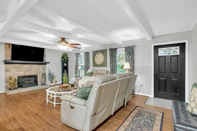 130 Shane Lee Cir, House other with 4 bedrooms, 2 bathrooms and 2 parking in Dover TN | Image 6